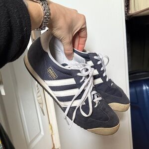 Adidas Dragon women’s Dark Blue and White Sneakers